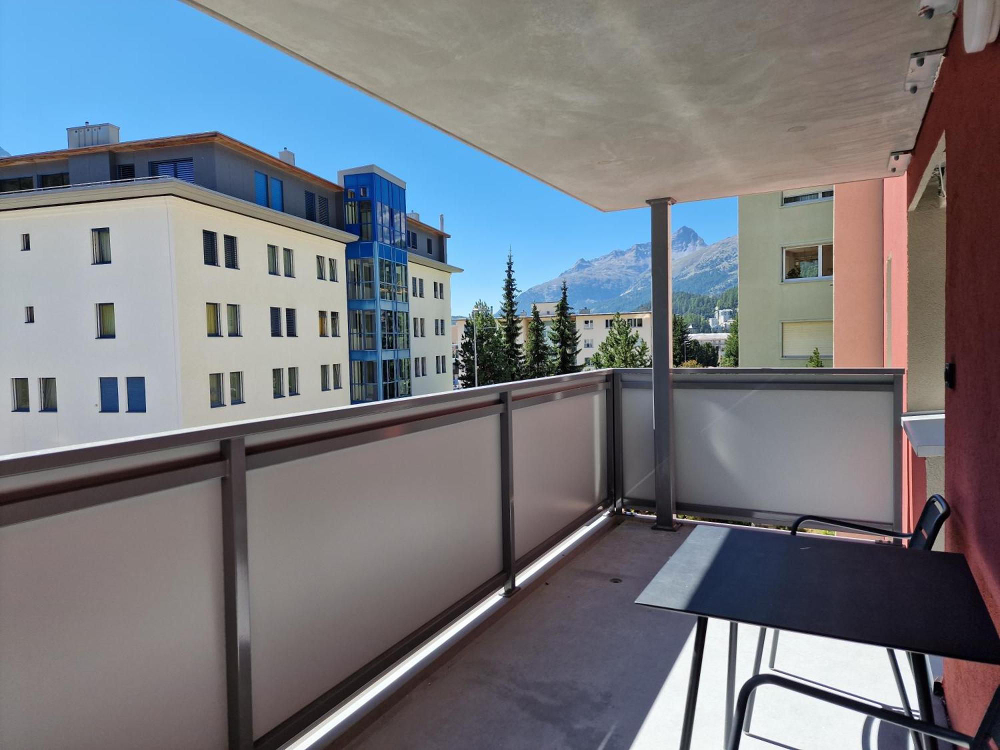 Apartments Flora - Sunflower Saint-Moritz Extérieur photo